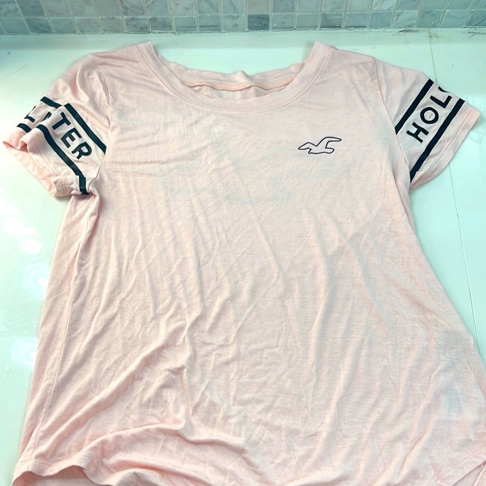 Pink t-shirt